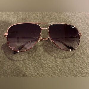 QUAY HIGH KEY SUNGLASSES
